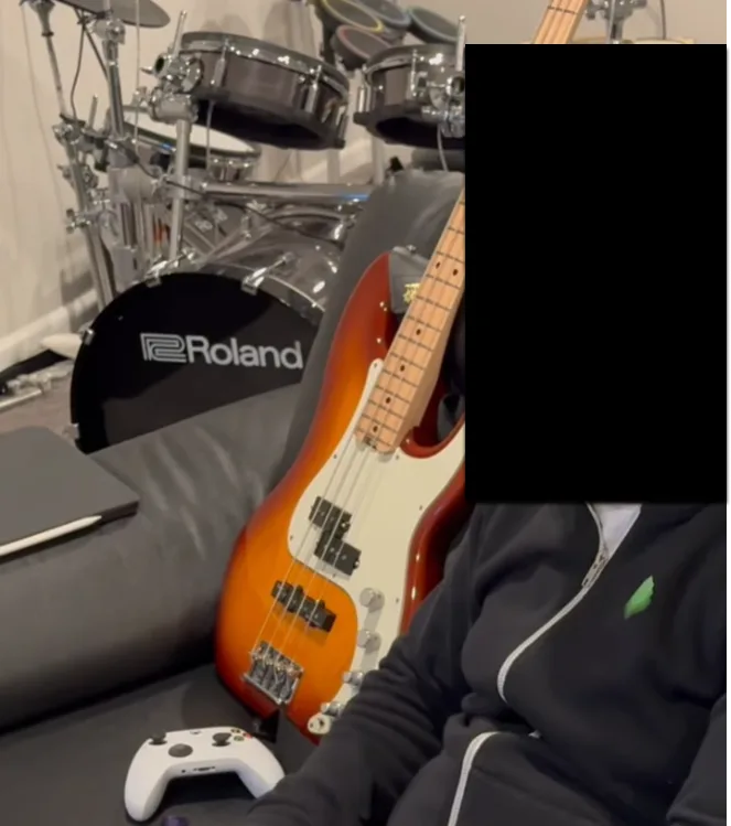 Guitar + controller